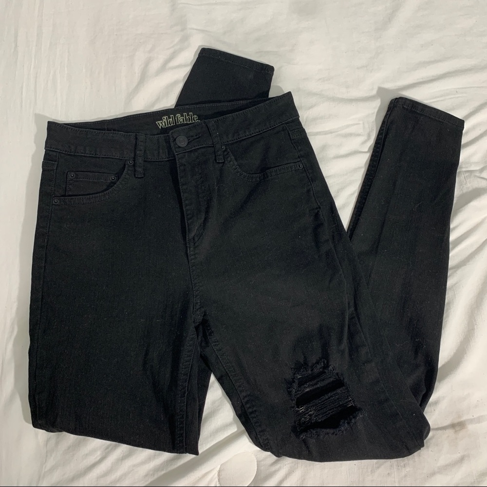 Black skinny jeans